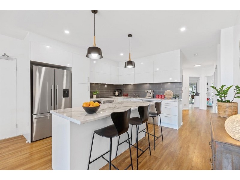 1/1 Selene, Sunrise Beach QLD 4567