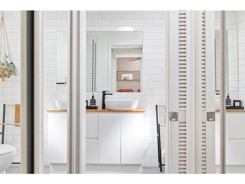 1/1 Selene, Sunrise Beach QLD 4567