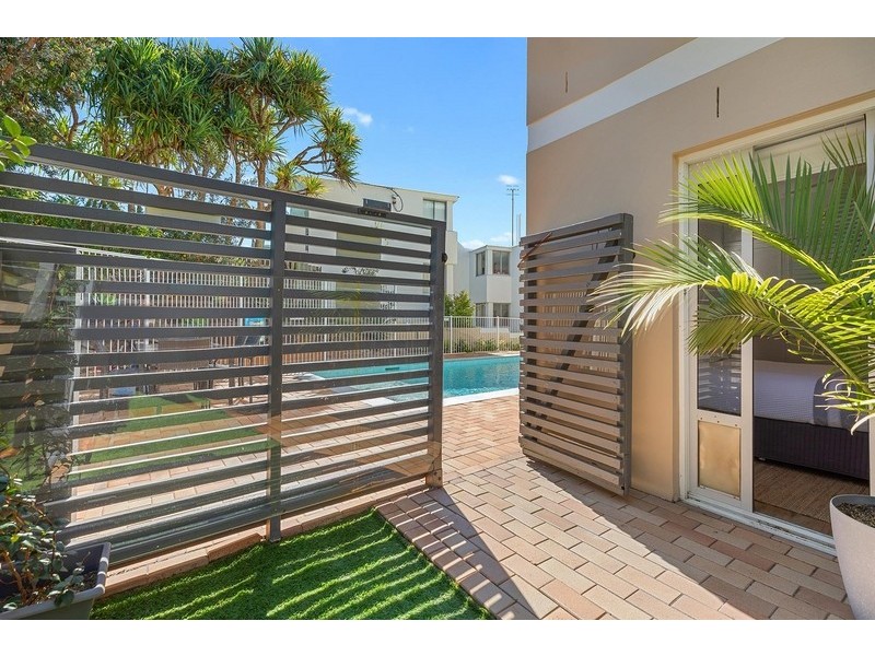 1/1 Selene, Sunrise Beach QLD 4567