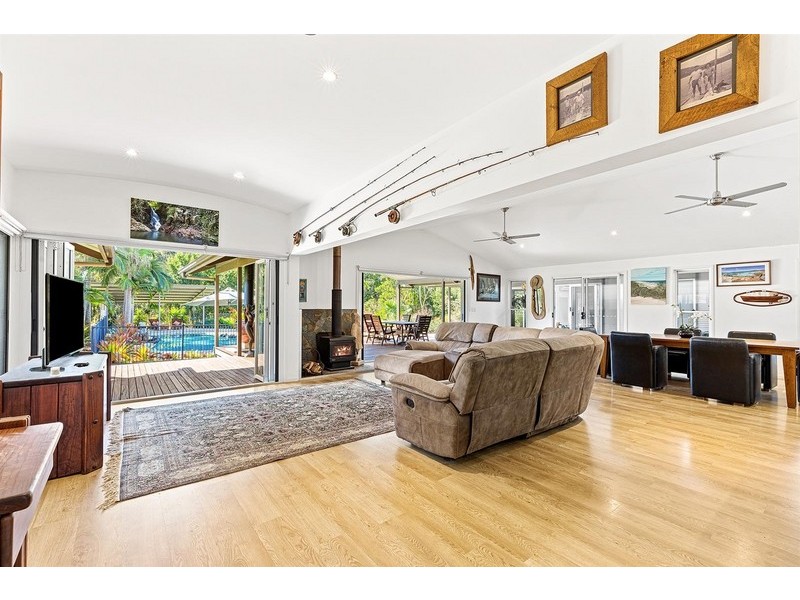 14A Jirrima Crescent, Cooroibah QLD 4565