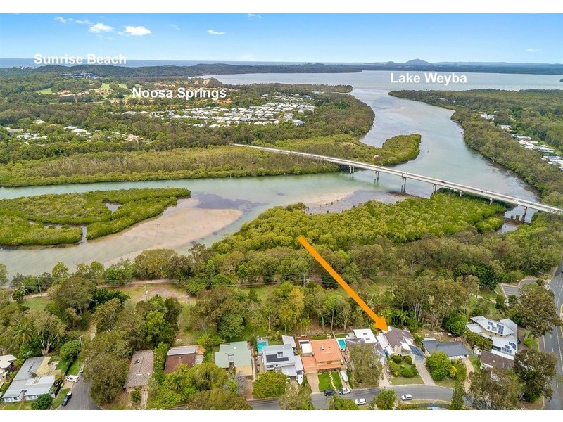 5 Creek Road, Noosaville QLD 4566
