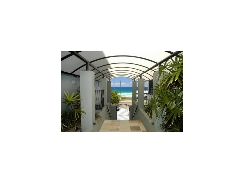 8/1 Tingira Crescent, Sunrise Beach QLD 4567