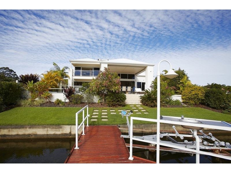 67 Shorehaven Drive, Noosa Waters QLD 4566