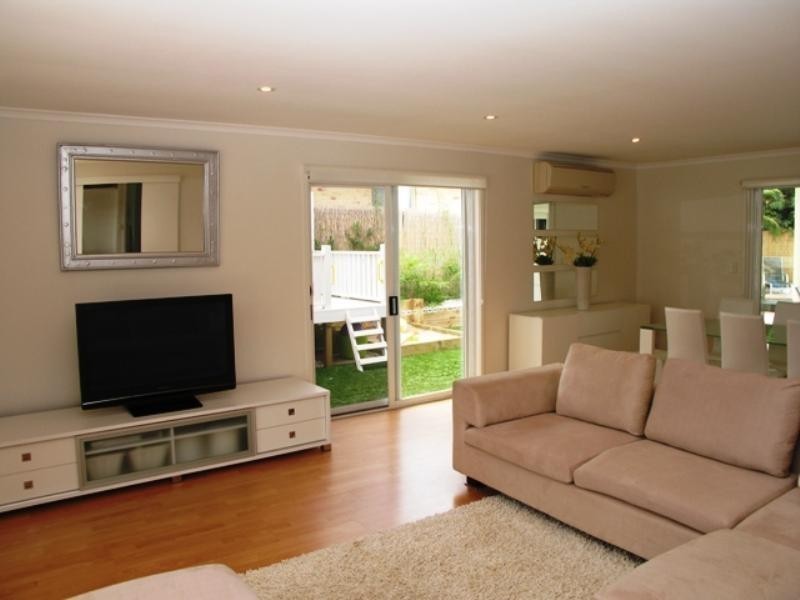 2 Reliance Place, Sunrise Beach QLD 4567