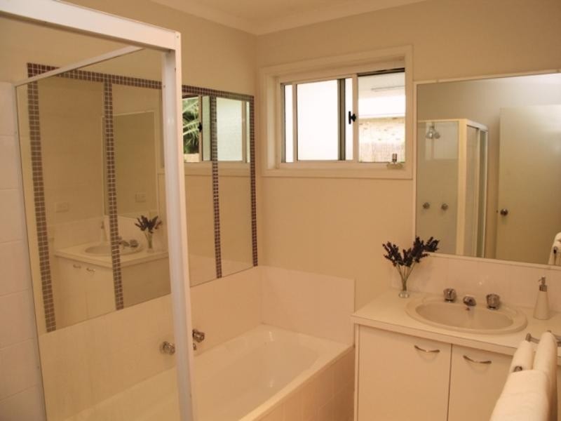 2 Reliance Place, Sunrise Beach QLD 4567