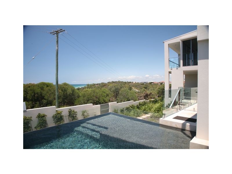 Sunrise Beach QLD 4567