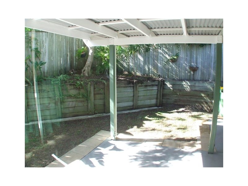 1 Werita Court, Sunrise Beach QLD 4567