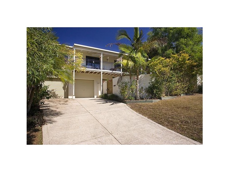11 Toulambi Street, Noosa Heads QLD 4567