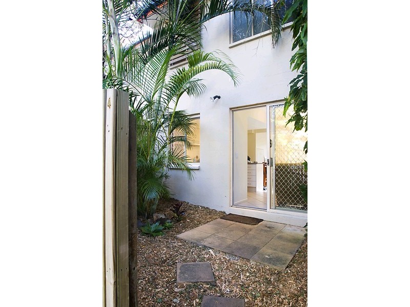 4/44 Orealla Crescent, Sunrise Beach QLD 4567