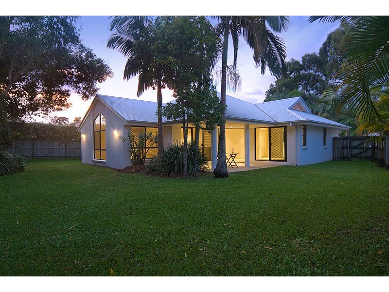 13 Headland Drive, Noosaville QLD 4566