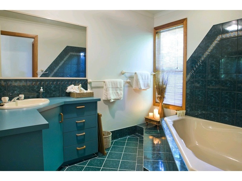 43 Wavecrest Drive, Castaways Beach QLD 4567