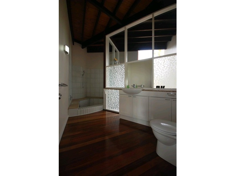 Tinbeerwah QLD 4563