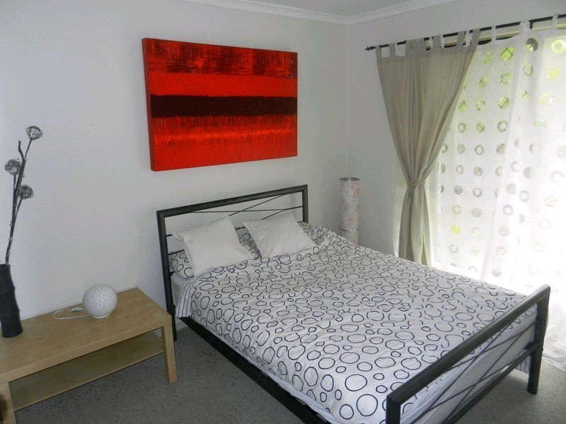 1/17 Advance Place, Sunrise Beach QLD 4567