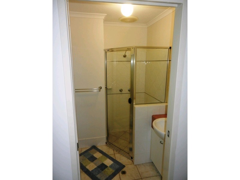 1/17 Advance Place, Sunrise Beach QLD 4567