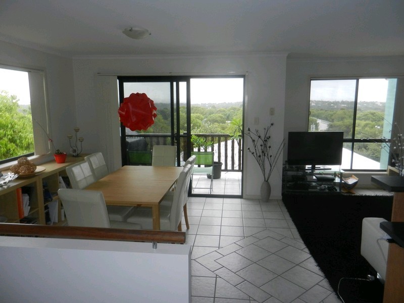 1/17 Advance Place, Sunrise Beach QLD 4567