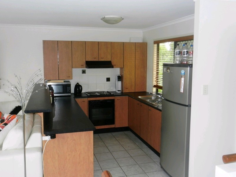 1/17 Advance Place, Sunrise Beach QLD 4567