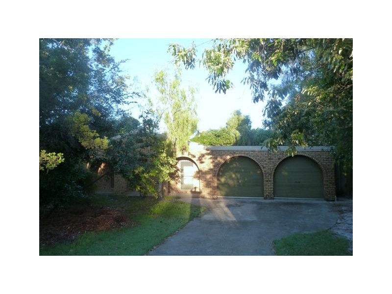 12 Commodore Court, Sunrise Beach QLD 4567