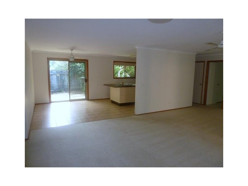 12 Commodore Court, Sunrise Beach QLD 4567