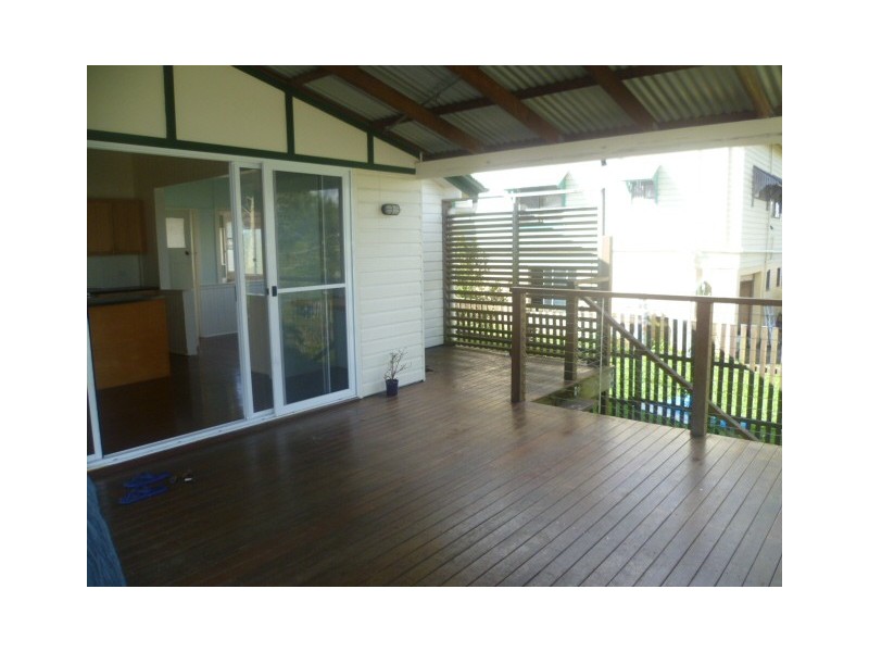 37 Poinciana Avenue, Tewantin QLD 4565