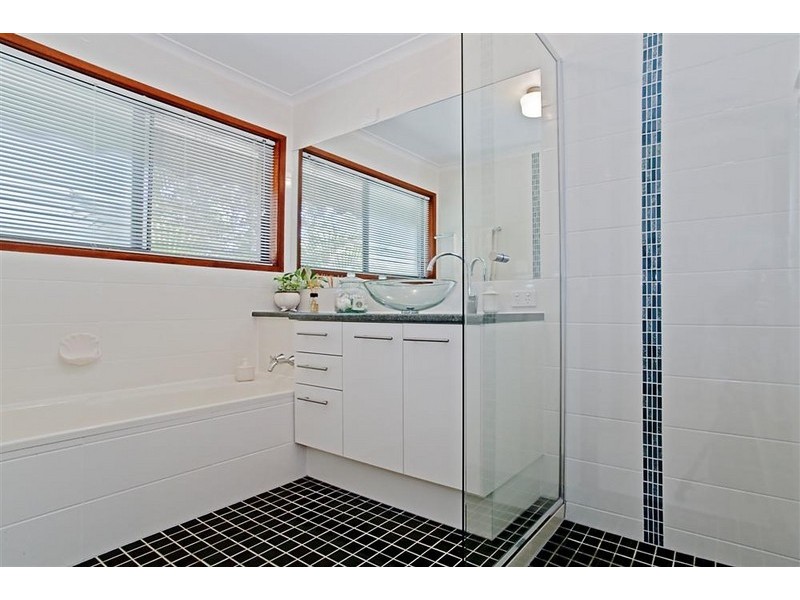 14 Cedarleigh Drive, Tewantin QLD 4565