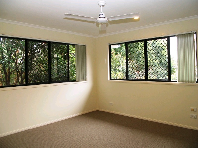 1/14 Advance Place, Sunrise Beach QLD 4567