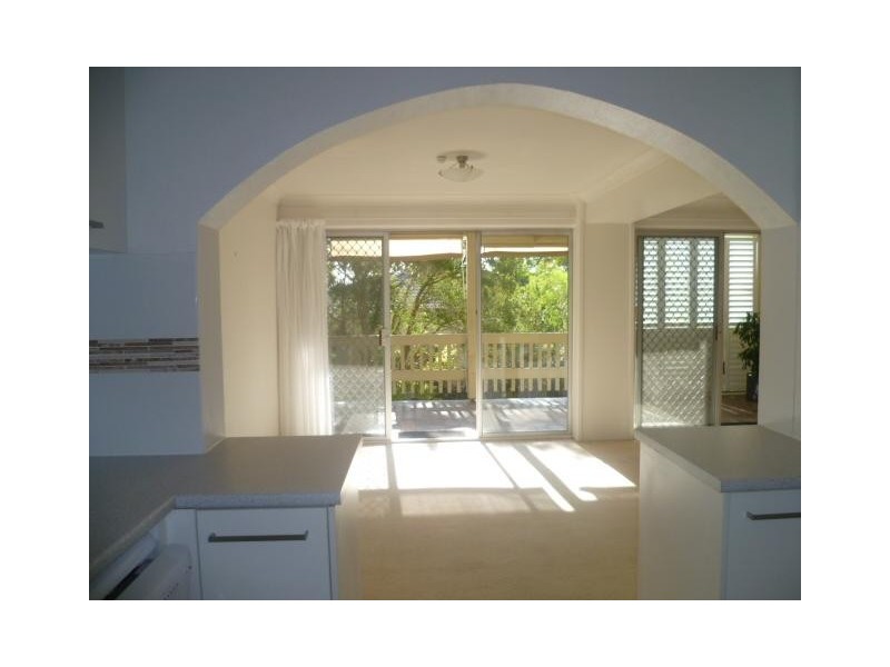 2/8 Natasha Avenue, Noosa Heads QLD 4567