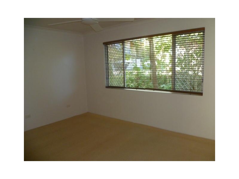 2/8 Natasha Avenue, Noosa Heads QLD 4567