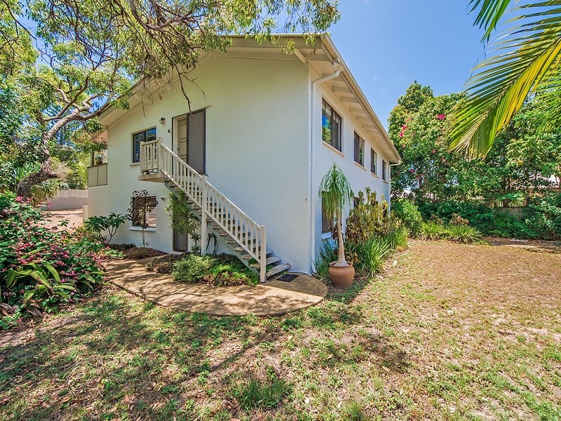 1/ 3 Nebula Street, Sunshine Beach QLD 4567