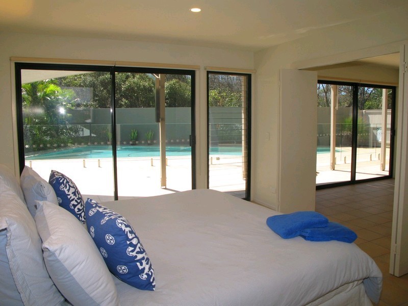 Castaways Beach QLD 4567