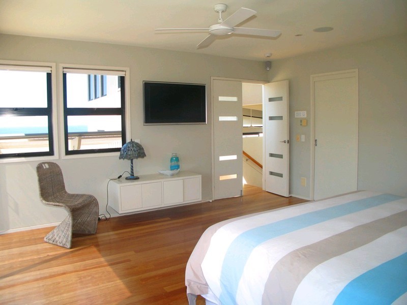 Castaways Beach QLD 4567