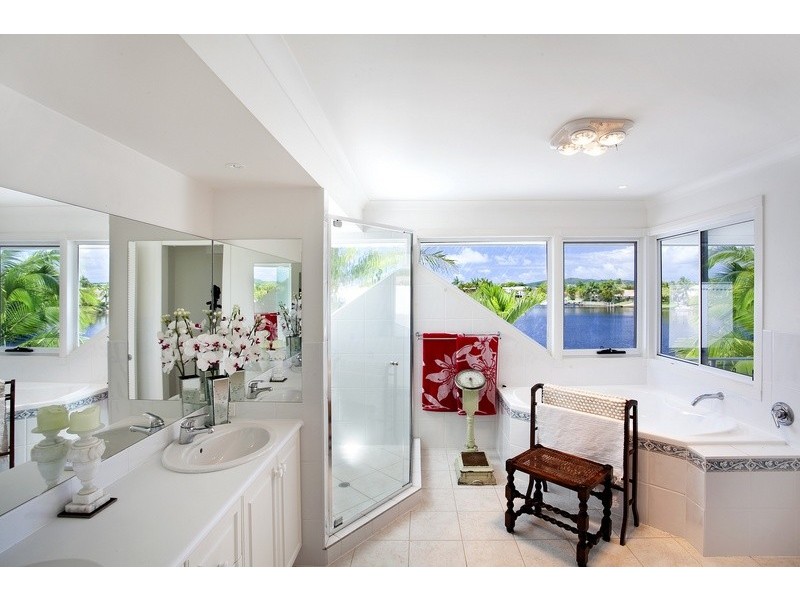 43 Shorehaven Drive, Noosaville QLD 4566