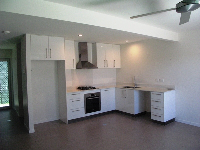 2/ 16 Kingfisher Drive, Peregian Beach QLD 4573