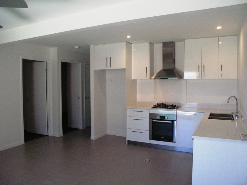 2/ 16 Kingfisher Drive, Peregian Beach QLD 4573