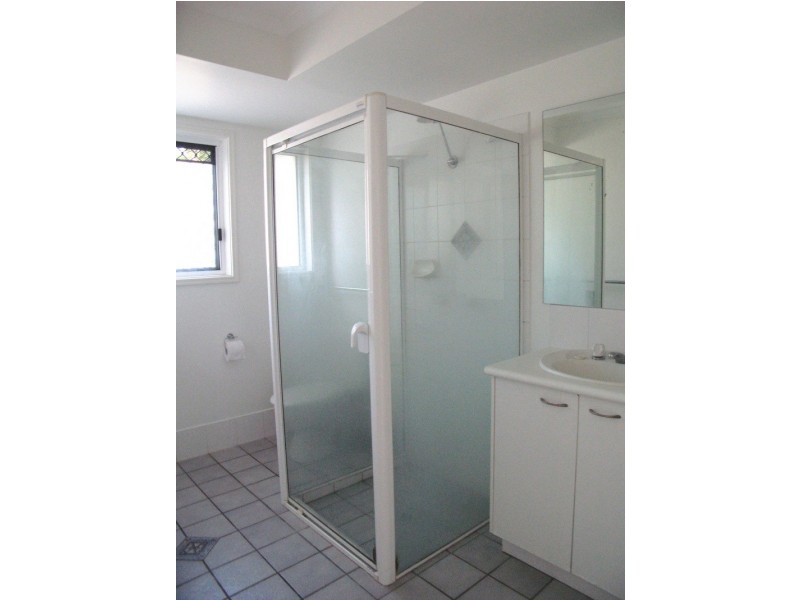 3/ 76 Southern Cross Parade, Sunrise Beach QLD 4567