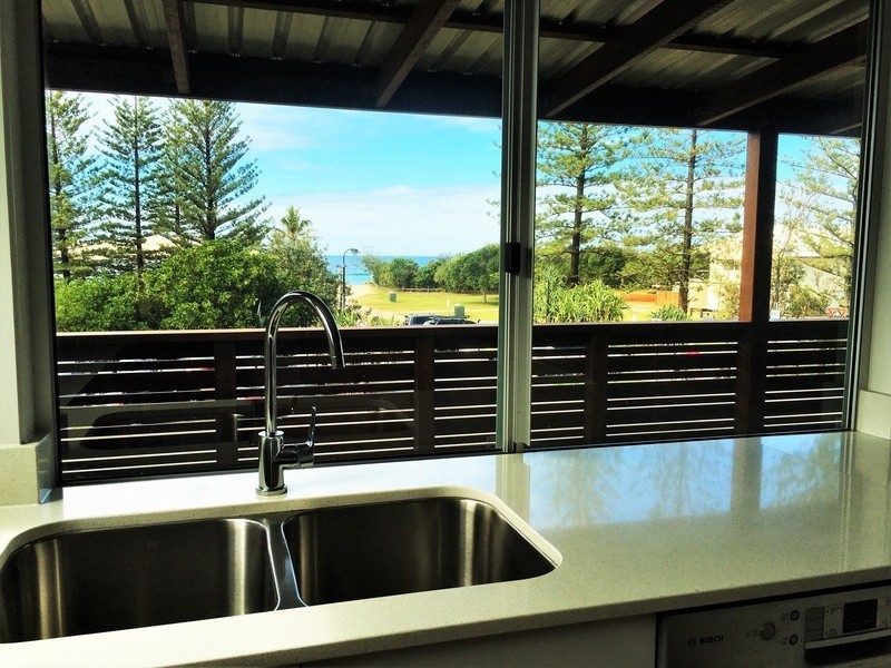 1/16 Kingfisher Drive, Peregian Beach QLD 4573