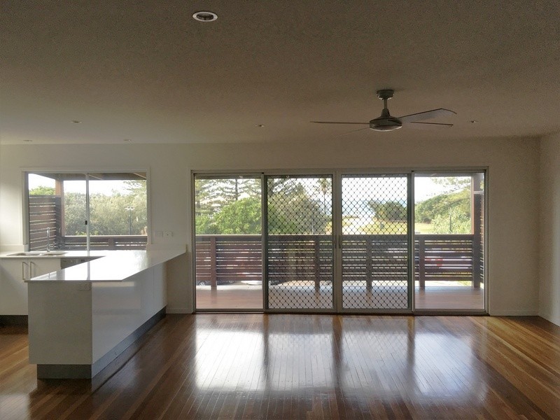 1/16 Kingfisher Drive, Peregian Beach QLD 4573