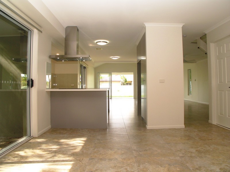 Noosa Waters QLD 4566