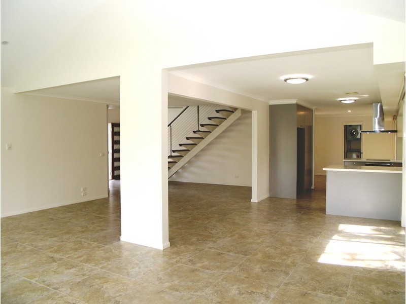 Noosa Waters QLD 4566