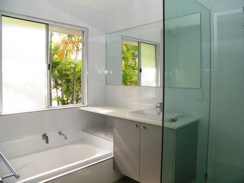 Noosa Waters QLD 4566