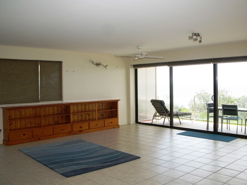 4/ 5 Tingira Crescent, Sunrise Beach QLD 4567