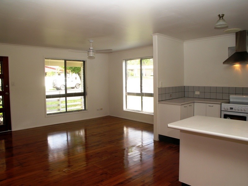 4 Griffith Avenue, Tewantin QLD 4565