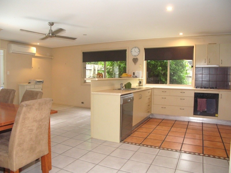 214 Edwards Street, Sunshine Beach QLD 4567