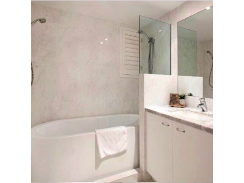 2/8 Bayview Road, Noosa Heads QLD 4567
