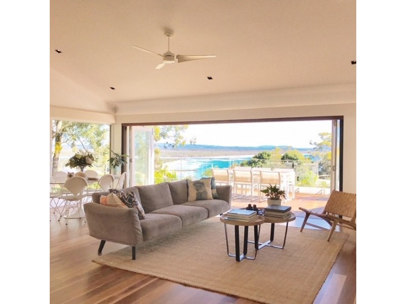 2/8 Bayview Road, Noosa Heads QLD 4567