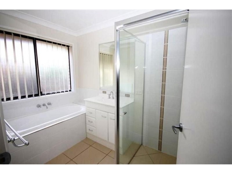 7 Prospect Place, Cooroy QLD 4563