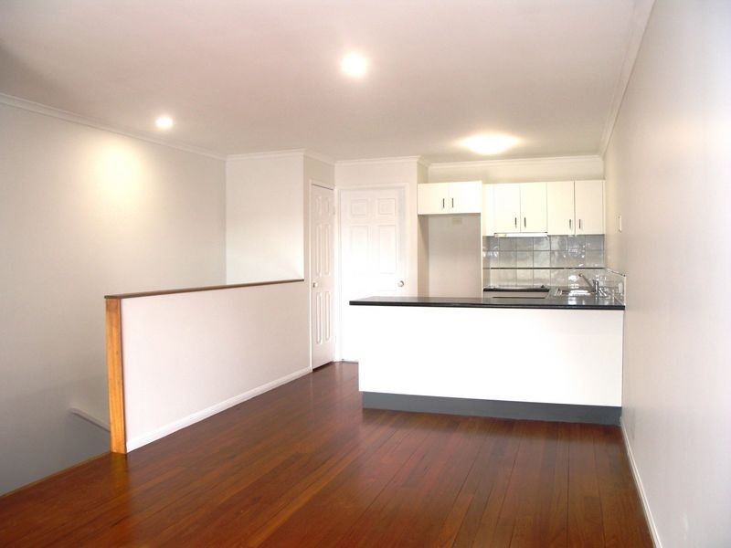 Unit 4/15 Advance Place, Sunrise Beach QLD 4567