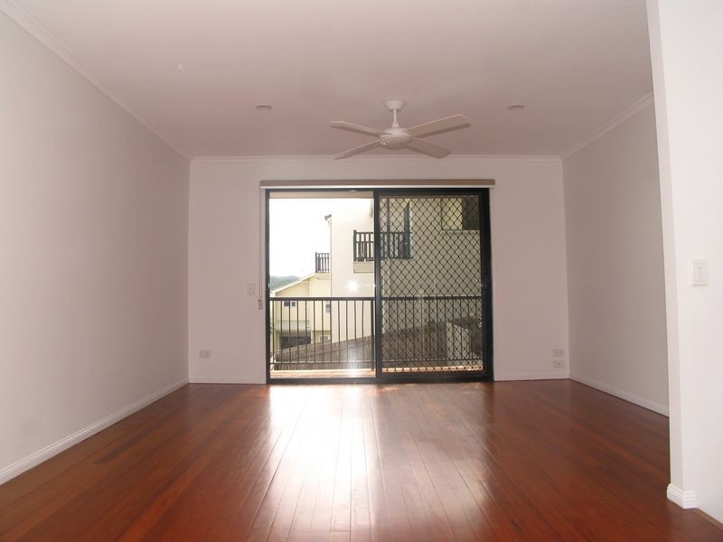 Unit 4/15 Advance Place, Sunrise Beach QLD 4567