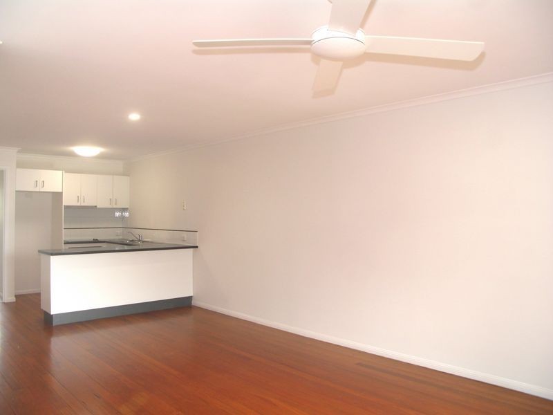 Unit 4/15 Advance Place, Sunrise Beach QLD 4567