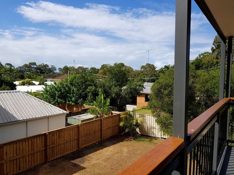 4 Brolga Lane, Noosa Heads QLD 4567