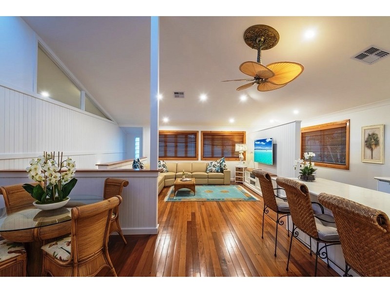 Unit 4/271 Gympie Terrace, Noosaville QLD 4566